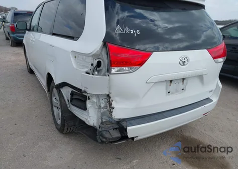 2011 Toyota Sienna Le V6 from USA, damaged, VIN 5TDKK3DC1BS090655
